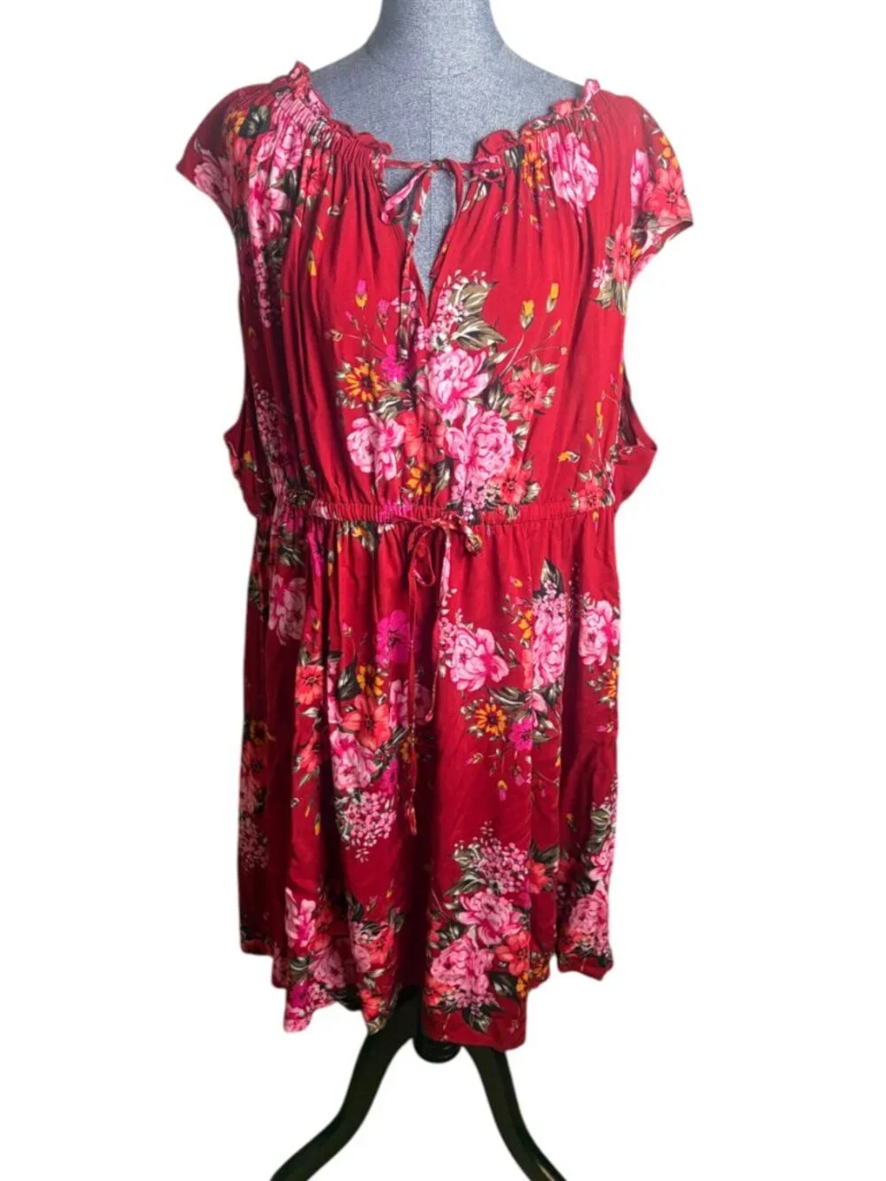 Torrid Size 4 Mini Challis Tie Front Skater Dress Red Floral Ruffle Garden 4X